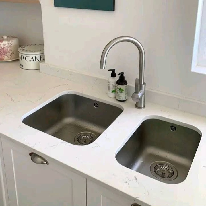 Kitchen Countertops installation by BMB Granite