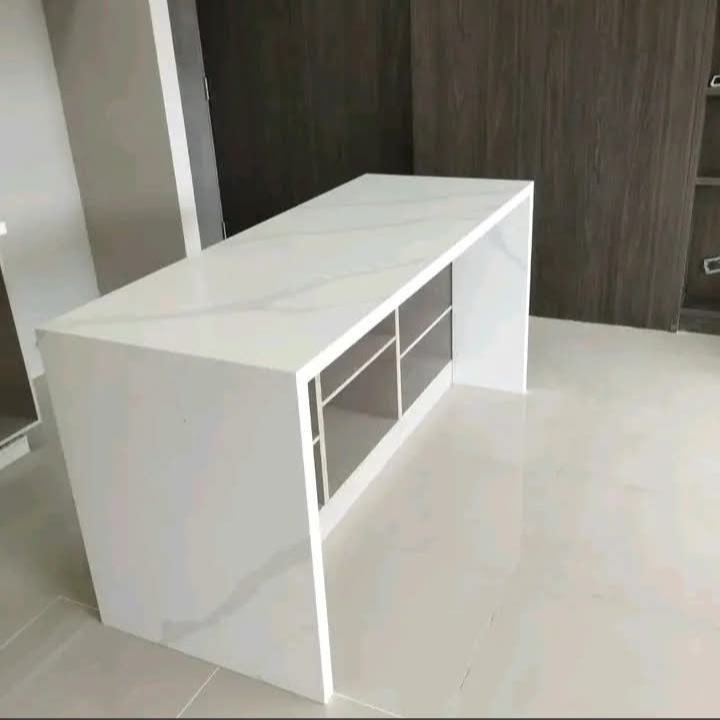 Kitchen Islands installation by BMB Granite